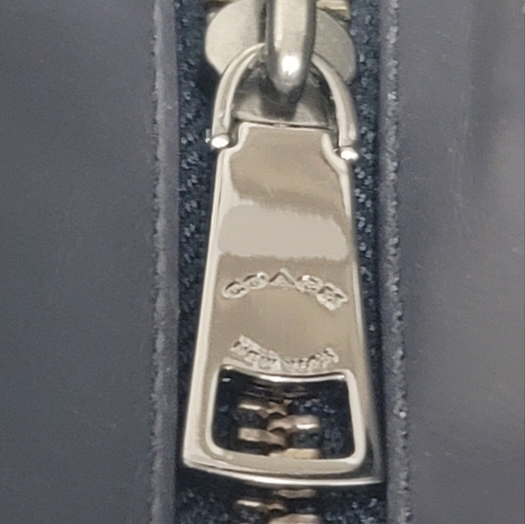 😍 Coach Signature Leather Designer Shoulder Purse Laptop Work Bag NWT - Picture 9 of 11